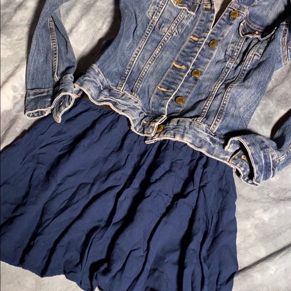 💚 3 for $15 💚 - Forever 21  XXI Skirt Blue elastic band Juniors size Medium